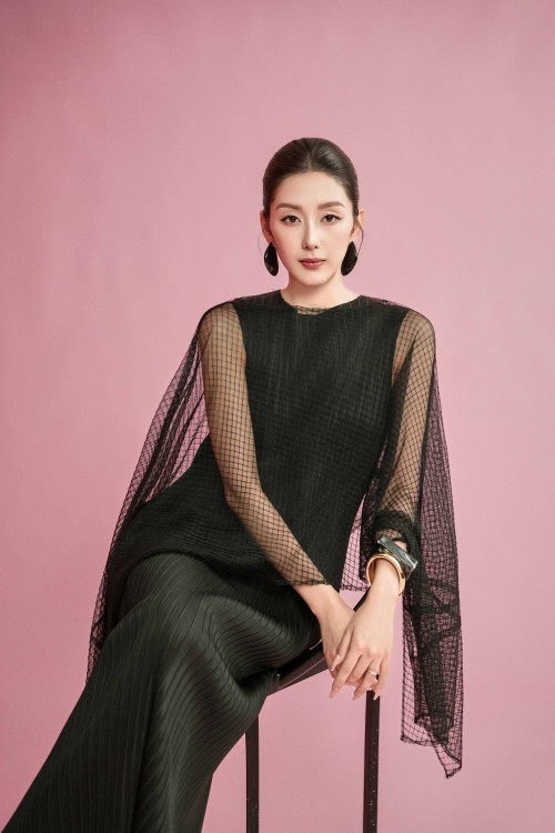 Sixdo Black Mesh Layer Woven Loose Dress